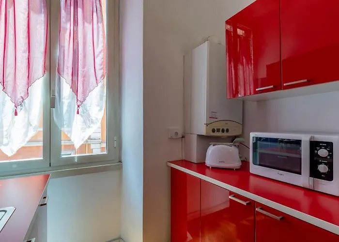 2 Minutes From The Colosseum Apartment