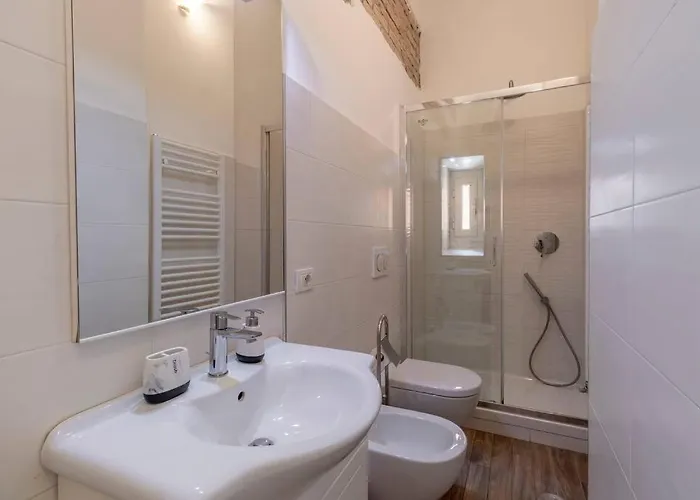 2 Minutes From The Colosseum Apartment *
