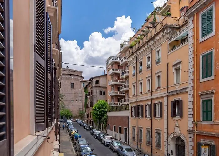 2 Minutes From The Colosseum Apartment Rom