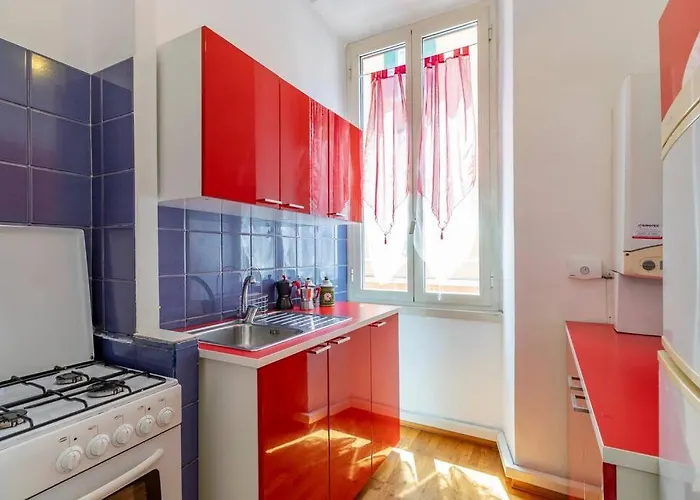 2 Minutes From The Colosseum Apartment