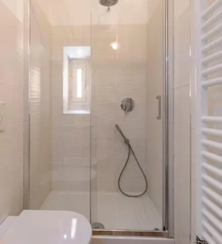 Apartment 2 Minutes From The Colosseum Rom