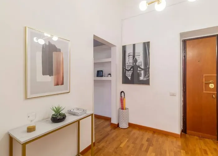 2 Minutes From The Colosseum Apartment Rom
